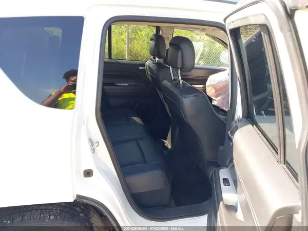 1C4NJDEB4GD751190 2016 JEEP COMPASS - Image 8