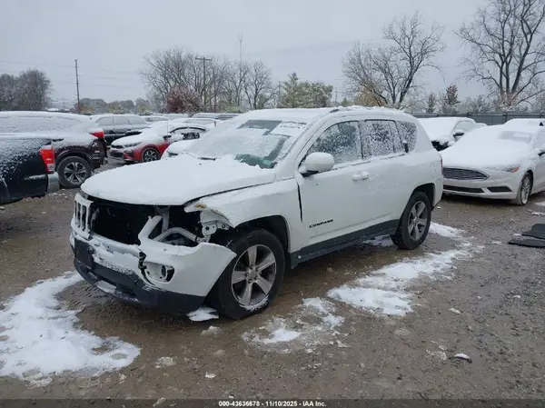 1C4NJDEB4GD764537 2016 JEEP COMPASS - Image 2