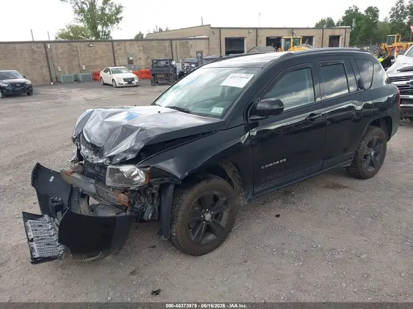 1C4NJDEB4GD772735 2016 JEEP COMPASS - Image 2