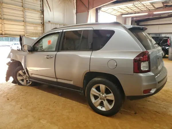 1C4NJDEB4GD784299 2016 JEEP COMPASS - Image 2