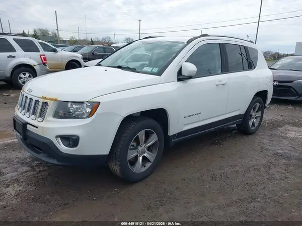 1C4NJDEB4GD795139 2016 JEEP COMPASS - Image 2