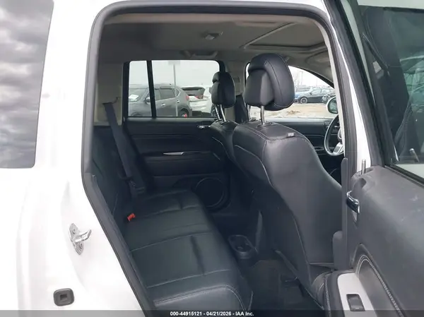 1C4NJDEB4GD795139 2016 JEEP COMPASS - Image 8