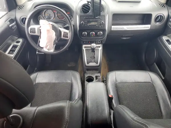 1C4NJDEB4HD100398 2017 JEEP COMPASS - Image 8
