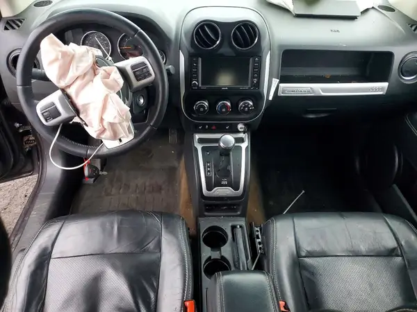 1C4NJDEB4HD100434 2017 JEEP COMPASS - Image 8