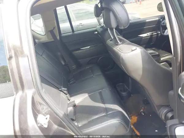 1C4NJDEB4HD100532 2017 JEEP COMPASS - Image 8