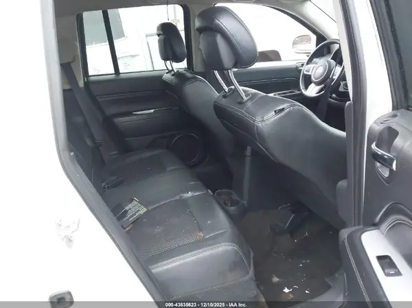 1C4NJDEB4HD101003 2017 JEEP COMPASS - Image 8