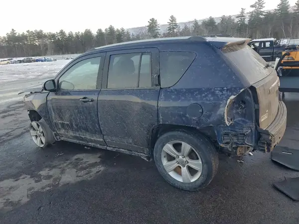 1C4NJDEB4HD105570 2017 JEEP COMPASS - Image 2
