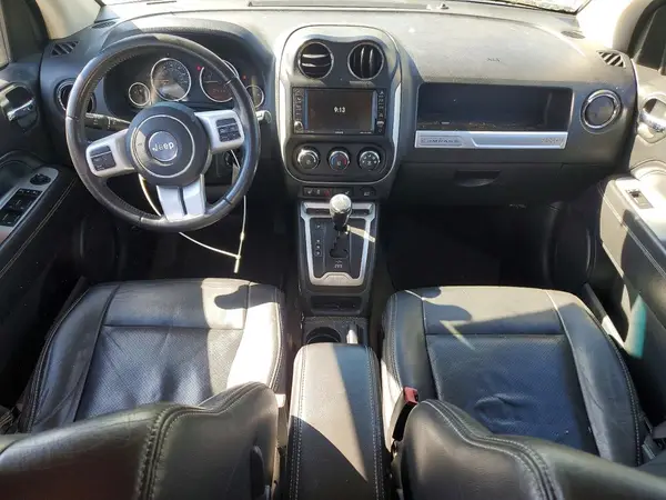 1C4NJDEB4HD108663 2017 JEEP COMPASS - Image 8
