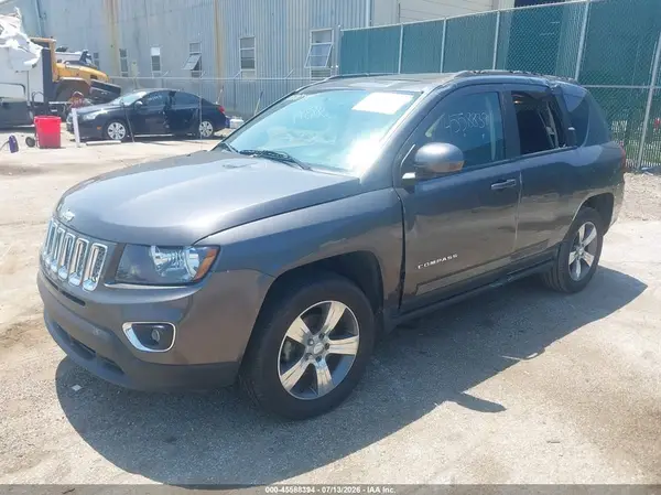 1C4NJDEB4HD111028 2017 JEEP COMPASS - Image 2