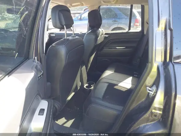 1C4NJDEB4HD112373 2017 JEEP COMPASS - Image 8