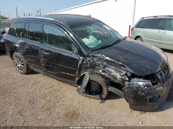1C4NJDEB4HD113538 2017 JEEP COMPASS - Image 1