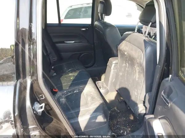 1C4NJDEB4HD113538 2017 JEEP COMPASS - Image 8