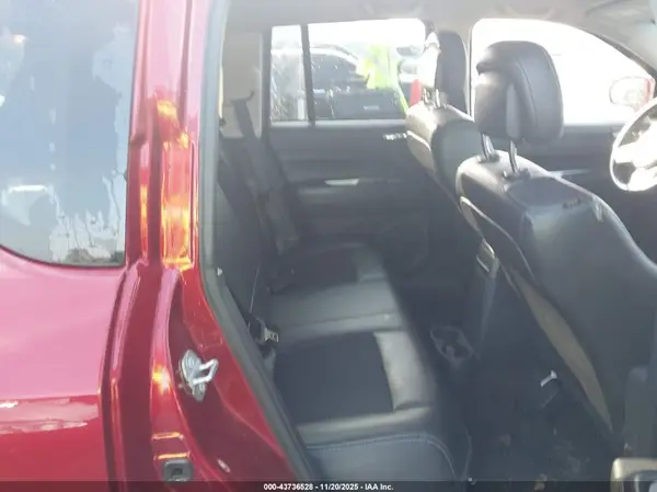 1C4NJDEB4HD121817 2017 JEEP COMPASS - Image 8