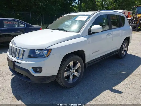 1C4NJDEB4HD140013 2017 JEEP COMPASS - Image 2