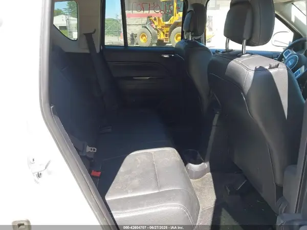 1C4NJDEB4HD140013 2017 JEEP COMPASS - Image 8