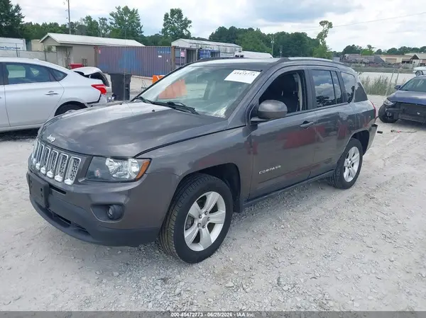 1C4NJDEB4HD162383 2017 JEEP COMPASS - Image 2