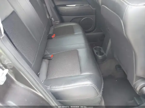 1C4NJDEB4HD162383 2017 JEEP COMPASS - Image 8