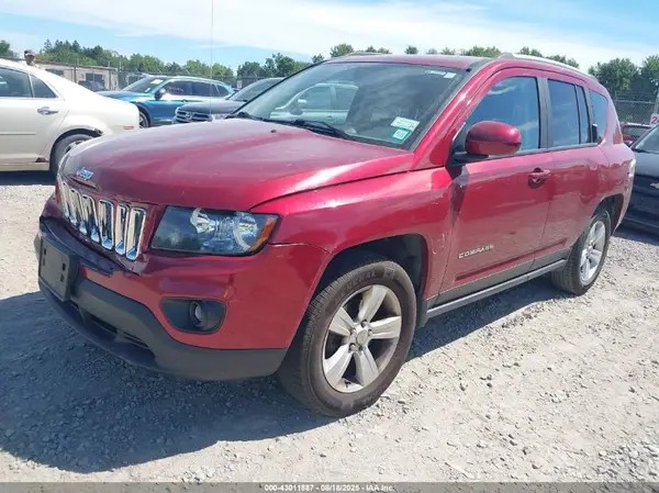 1C4NJDEB4HD168300 2017 JEEP COMPASS - Image 2