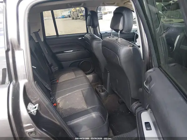 1C4NJDEB4HD170337 2017 JEEP COMPASS - Image 8