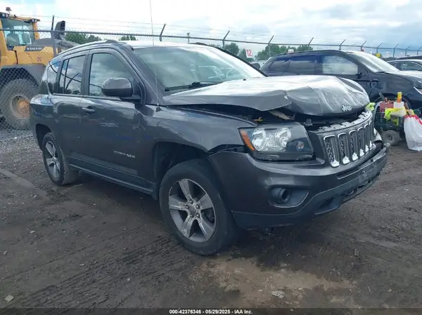 1C4NJDEB4HD171990 2017 JEEP COMPASS - Image 1