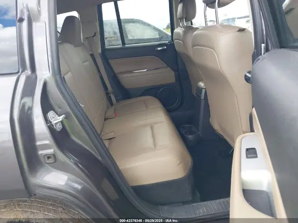1C4NJDEB4HD171990 2017 JEEP COMPASS - Image 8