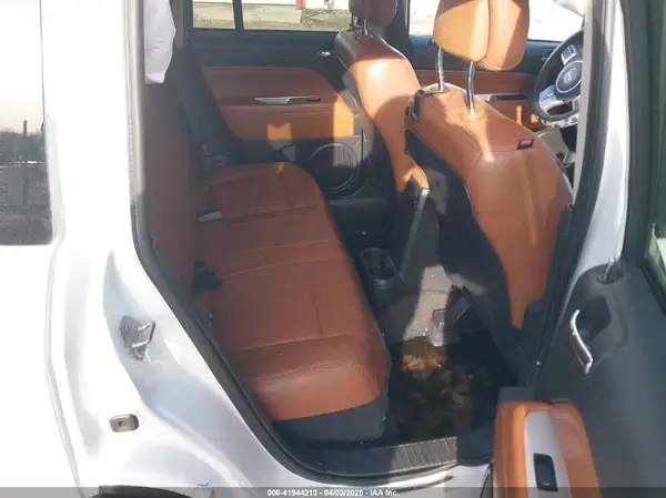 1C4NJDEB4HD192984 2017 JEEP COMPASS - Image 8