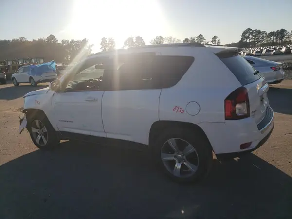1C4NJDEB4HD193536 2017 JEEP COMPASS - Image 2
