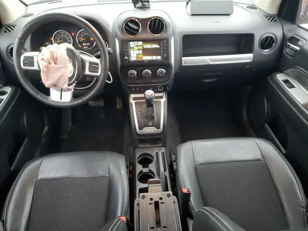 1C4NJDEB4HD204910 2017 JEEP COMPASS - Image 8
