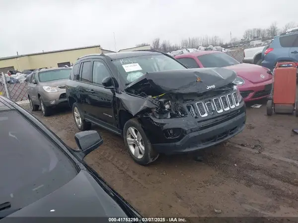 1C4NJDEB4HD205233 2017 JEEP COMPASS - Image 1