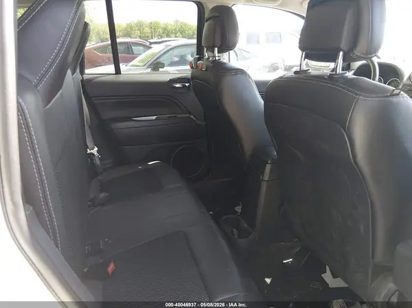 1C4NJDEB4HD212201 2017 JEEP COMPASS - Image 8