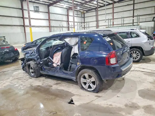 1C4NJDEB4HD213199 2017 JEEP COMPASS - Image 2