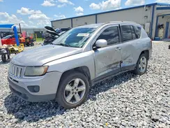 1C4NJDEB5GD541889 2016 JEEP COMPASS