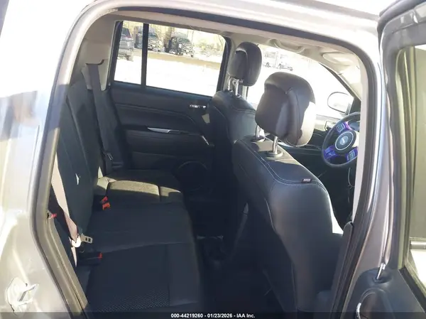 1C4NJDEB5GD557820 2016 JEEP COMPASS - Image 8