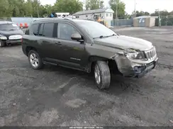 1C4NJDEB5GD558305 2016 JEEP COMPASS