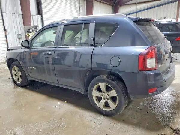1C4NJDEB5GD573001 2016 JEEP COMPASS - Image 2