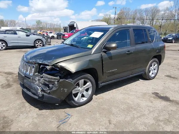 1C4NJDEB5GD586556 2016 JEEP COMPASS - Image 2