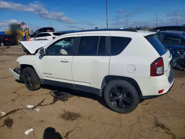 1C4NJDEB5GD651003 2016 JEEP COMPASS - Image 2