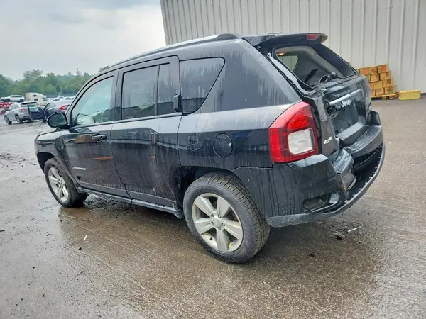 1C4NJDEB5GD663605 2016 JEEP COMPASS - Image 2