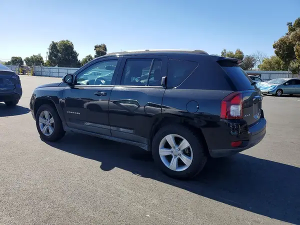 1C4NJDEB5GD692246 2016 JEEP COMPASS - Image 2