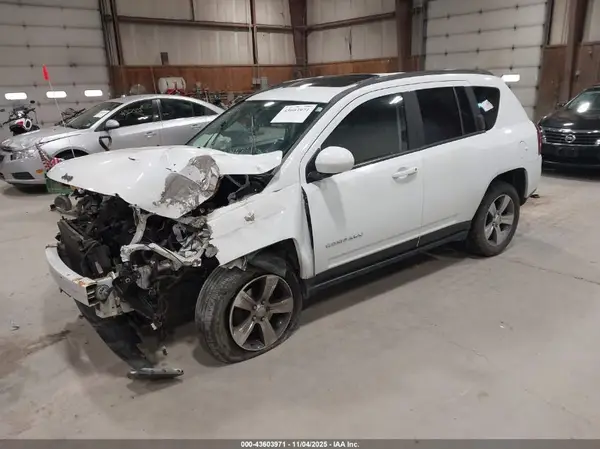 1C4NJDEB5GD696667 2016 JEEP COMPASS - Image 2