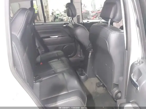 1C4NJDEB5GD696667 2016 JEEP COMPASS - Image 8
