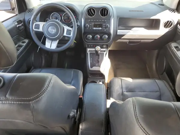1C4NJDEB5GD697172 2016 JEEP COMPASS - Image 8