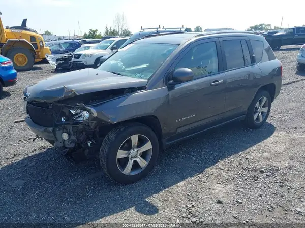 1C4NJDEB5GD723690 2016 JEEP COMPASS - Image 2