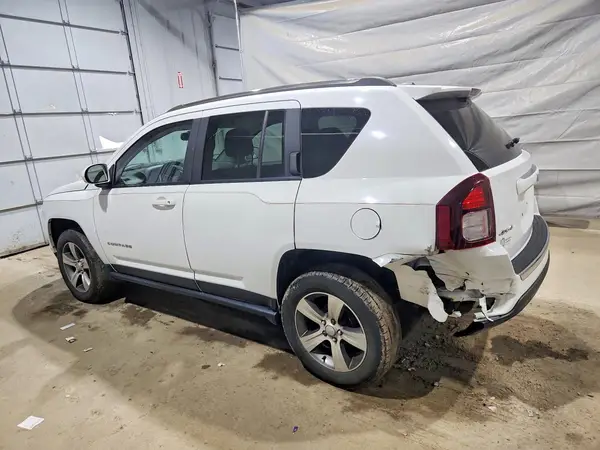 1C4NJDEB5GD723981 2016 JEEP COMPASS - Image 2