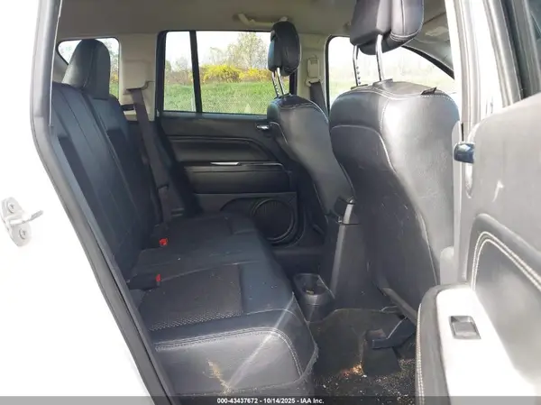 1C4NJDEB5GD762568 2016 JEEP COMPASS - Image 8