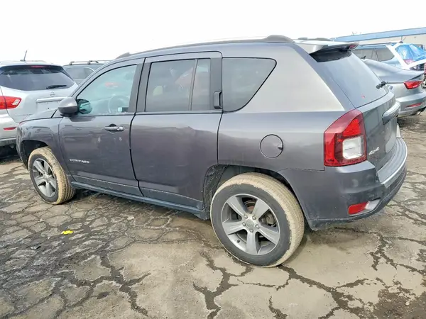 1C4NJDEB5GD762893 2016 JEEP COMPASS - Image 2