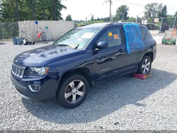 1C4NJDEB5GD768239 2016 JEEP COMPASS - Image 2