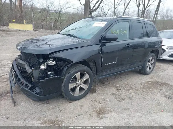 1C4NJDEB5GD775630 2016 JEEP COMPASS - Image 2