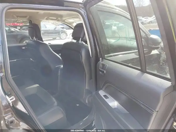 1C4NJDEB5HD112012 2017 JEEP COMPASS - Image 8
