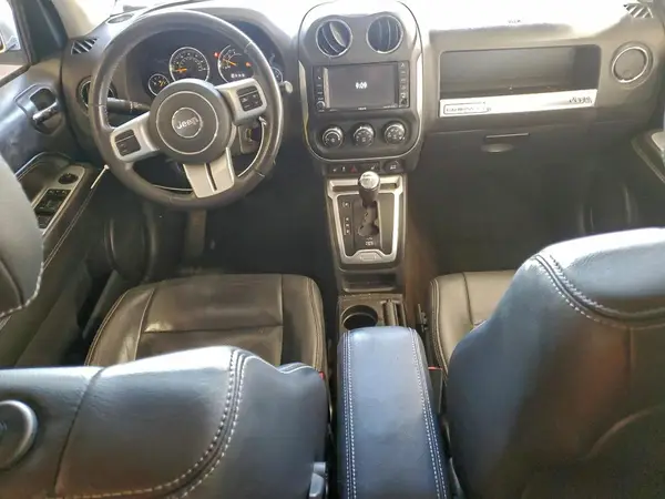 1C4NJDEB5HD112351 2017 JEEP COMPASS - Image 8